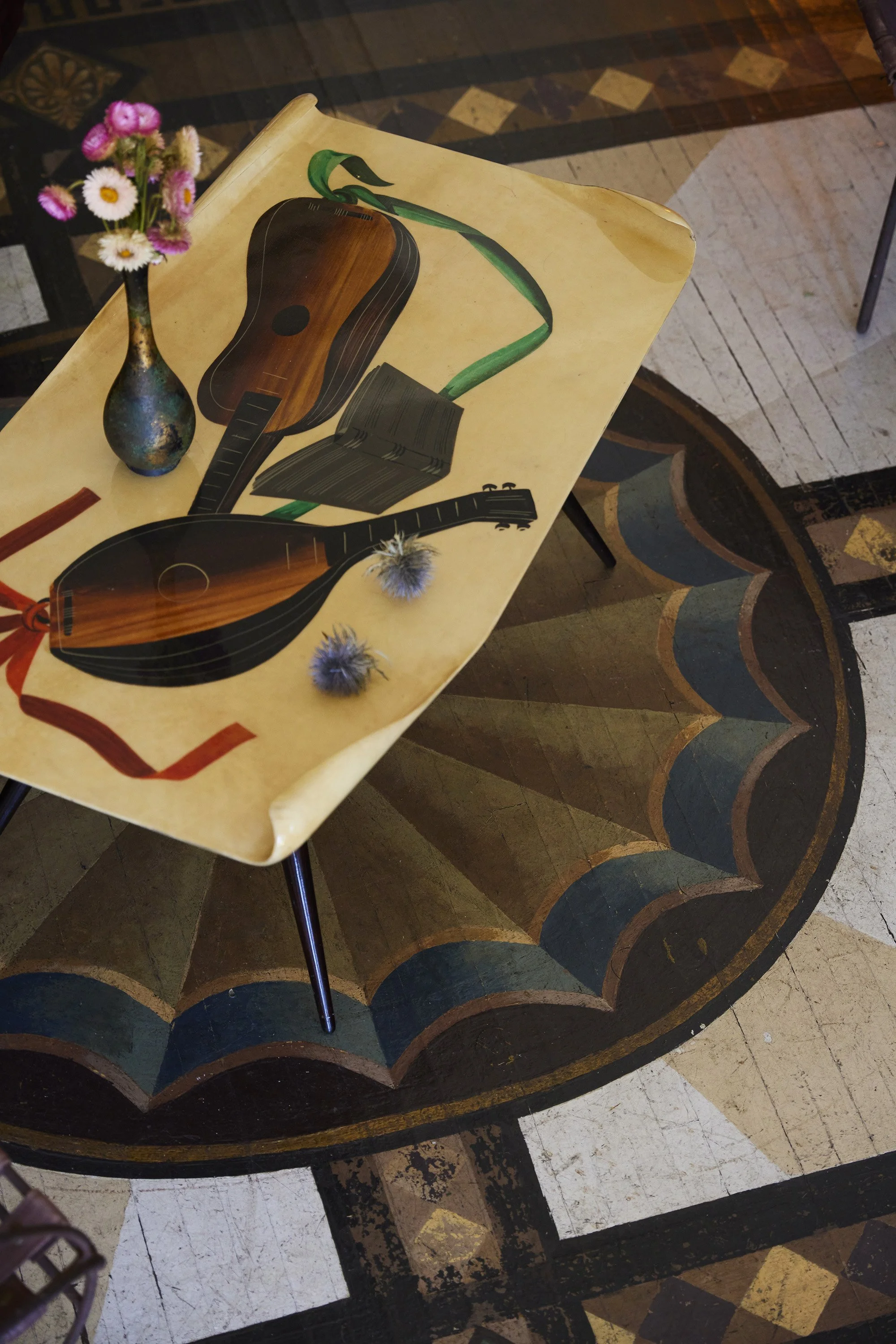 6-trompe-l'oeil-aldo-tura-coffee-table-casa-larissa-jared-frank-departures-magazine-yoshihiro-makino.jpg