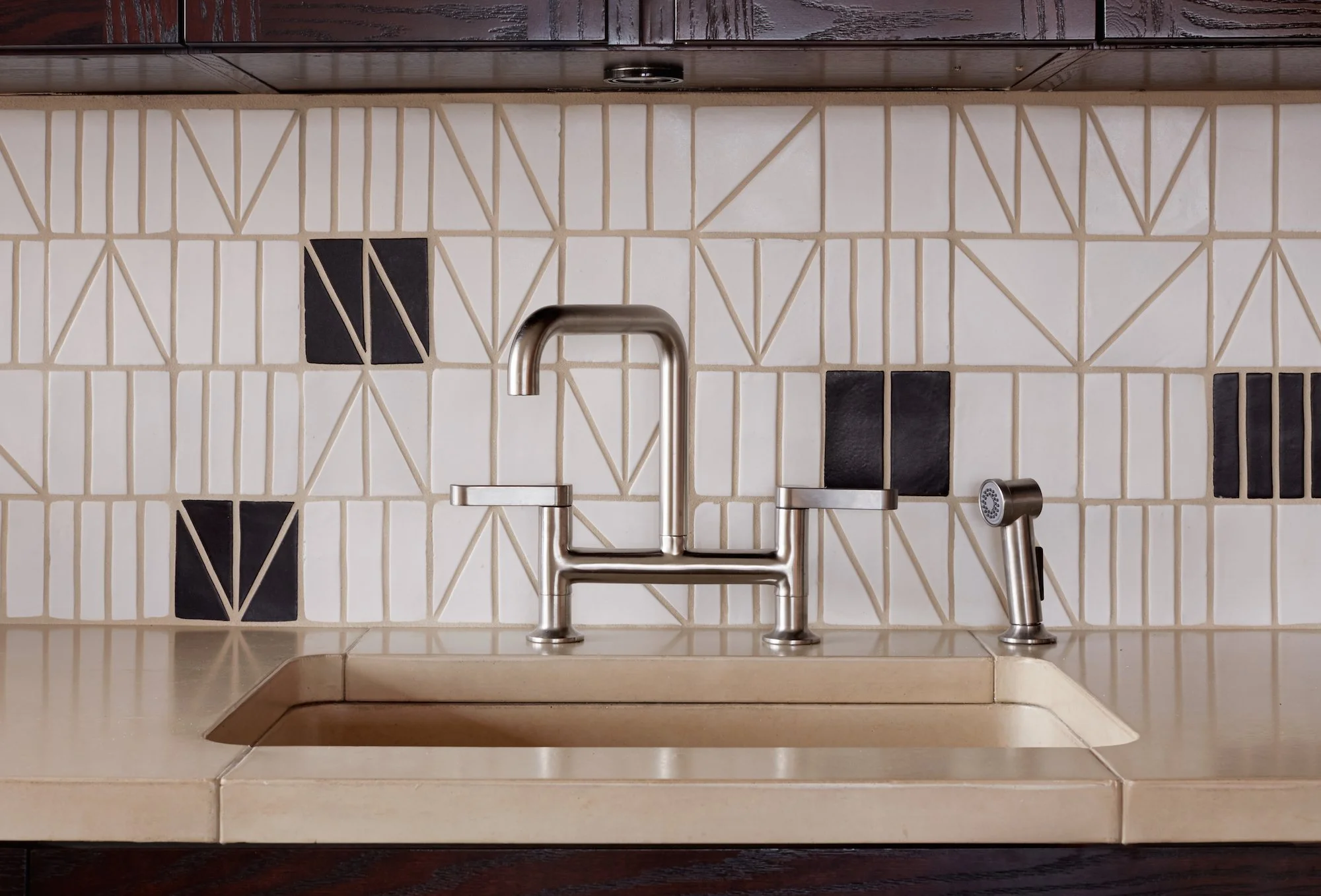 3-jared-frank-studio-kitchen-tile-concrete-integrated-sink.jpg
