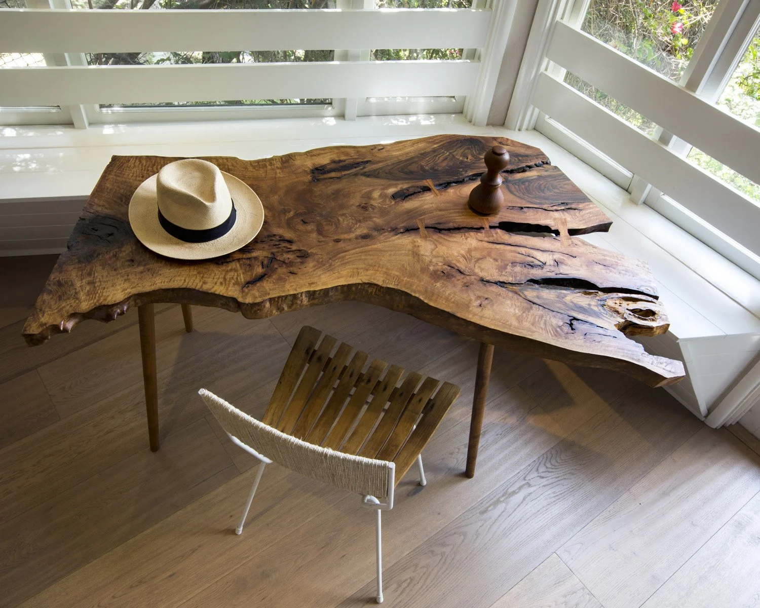 5-jared-frank-studio-for-jon-watts-in-beachwood-canyon-dwell-live-edge-table.jpg