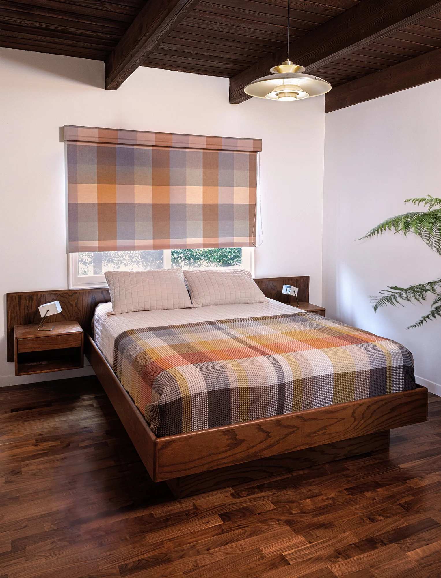 9-jared-frank-studio-ranchito-midcentury-modern-guest-bedroom-278-v3.jpg