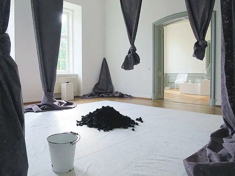 Installation3.jpg