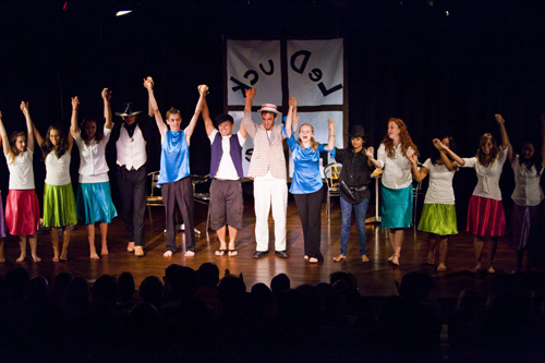 The cast taking a final bow during the finale.