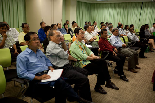 Participants listening to the lecture.