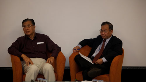 Dato' Dr Sharom Ahmat with Prof Woo.