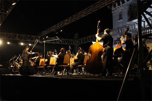 The orchestra in action.