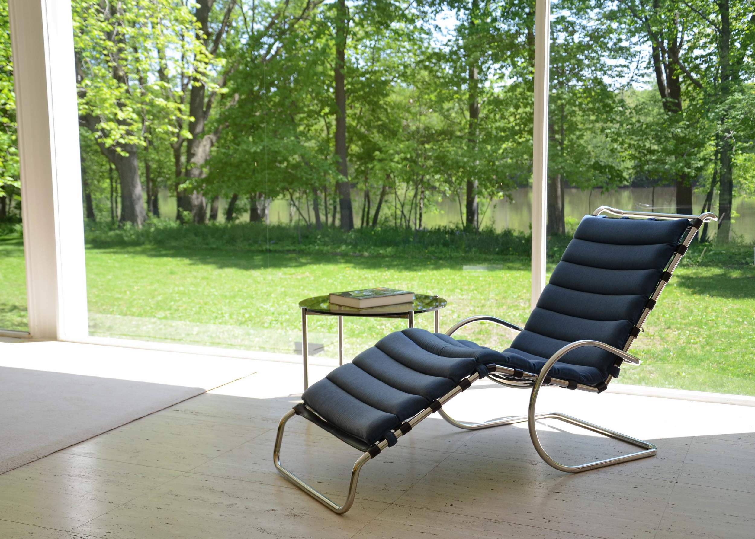 MR Adjustable Lounge Chair
