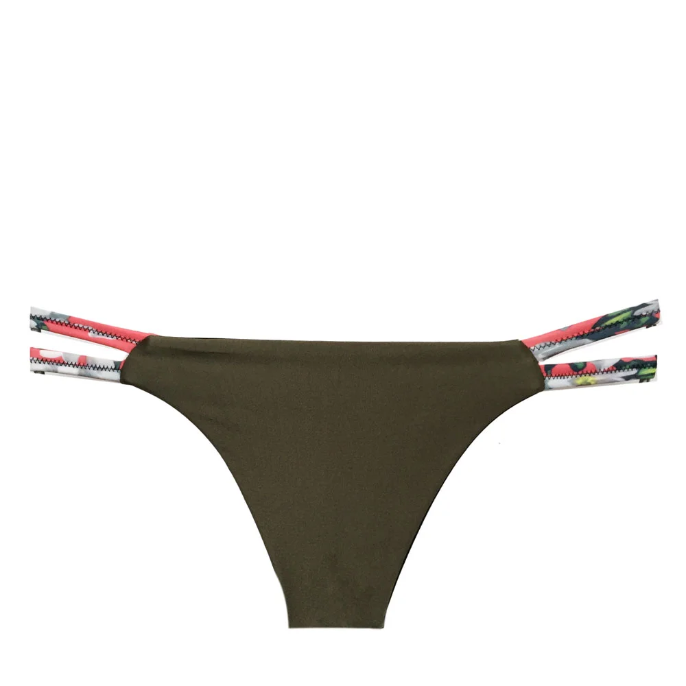 malibu_red_bottom_regular_2.jpg