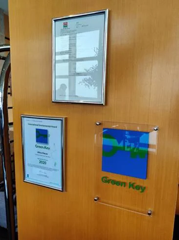 ALT Green Key Plaque.jpg