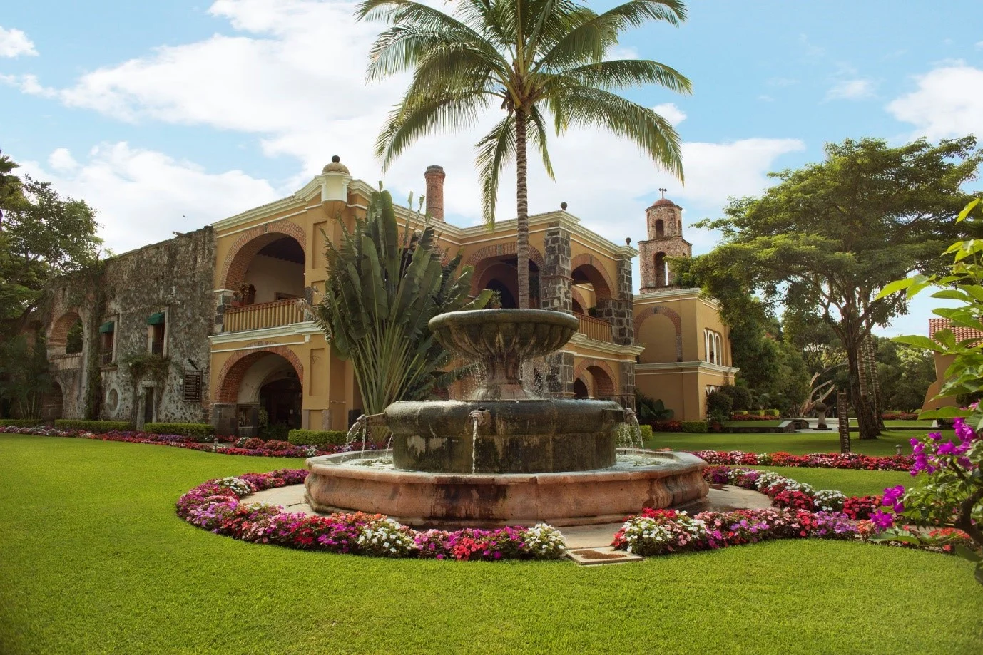 Mexican hacienda2.jpg
