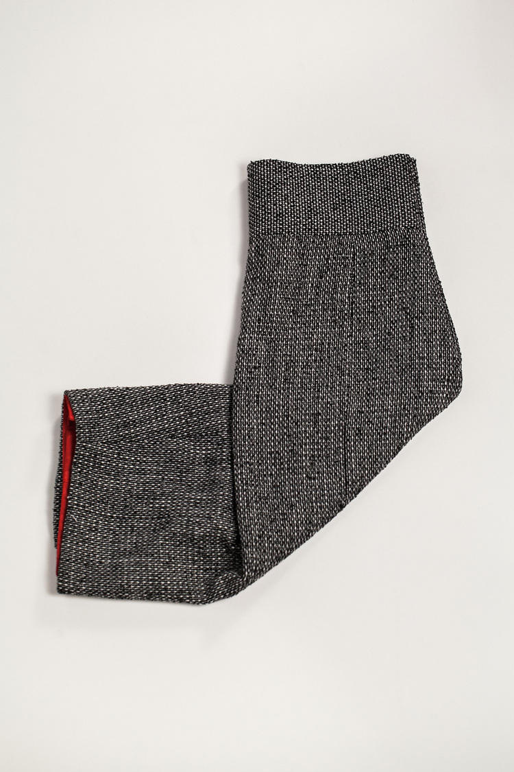 The Power of CEO Skirts: Less Waste, Better FIT