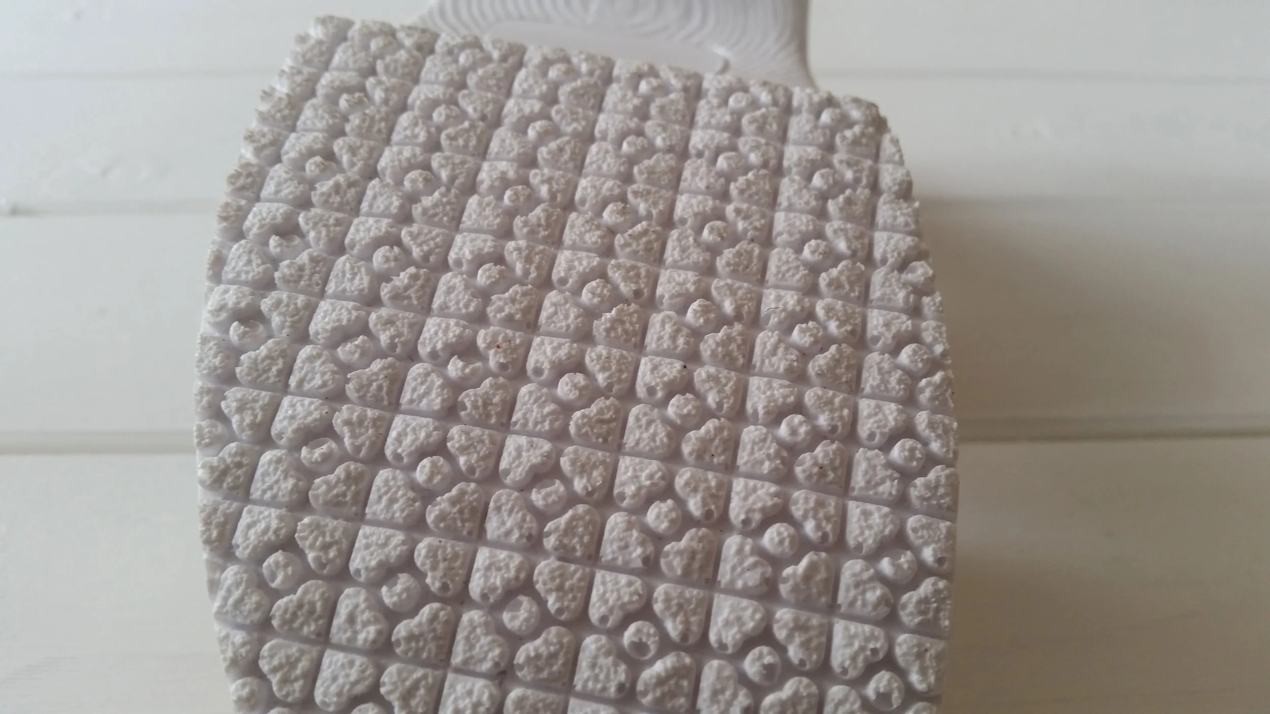 Heartsandcloves-solepattern-closeup_BBPse.jpg