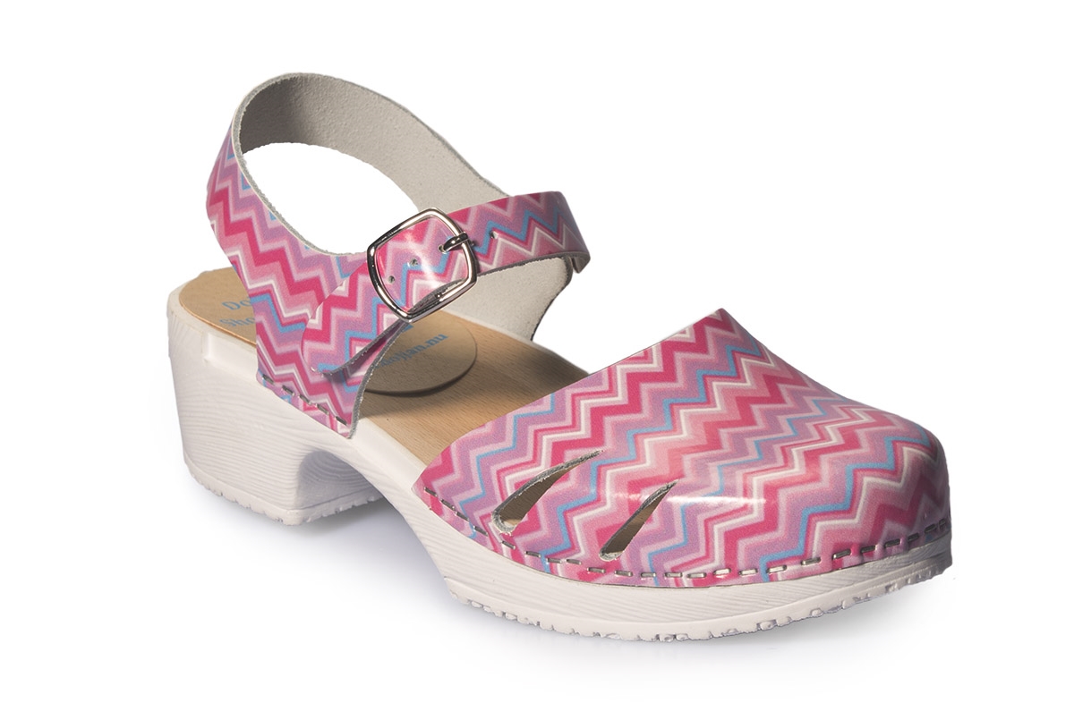 Clog from dojjan.nu. The top leather is printed with pattern design ZACK and the bottom sole has another pattern designed by me.