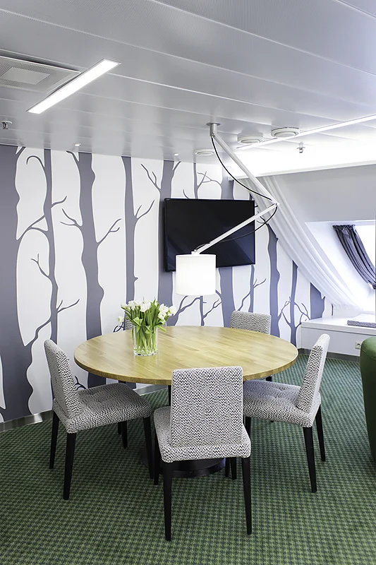 Sisustusarkkitehtuuri_galleria_Junior Suite_9.jpg