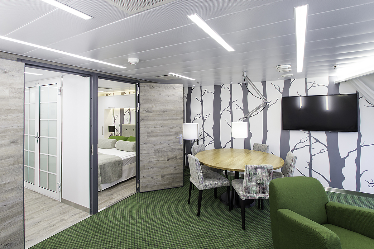 Sisustusarkkitehtuuri_galleria_Junior Suite_10.jpg