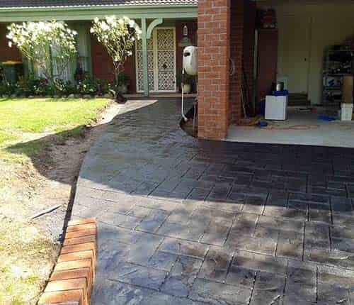 Stamped concrete driveway finish