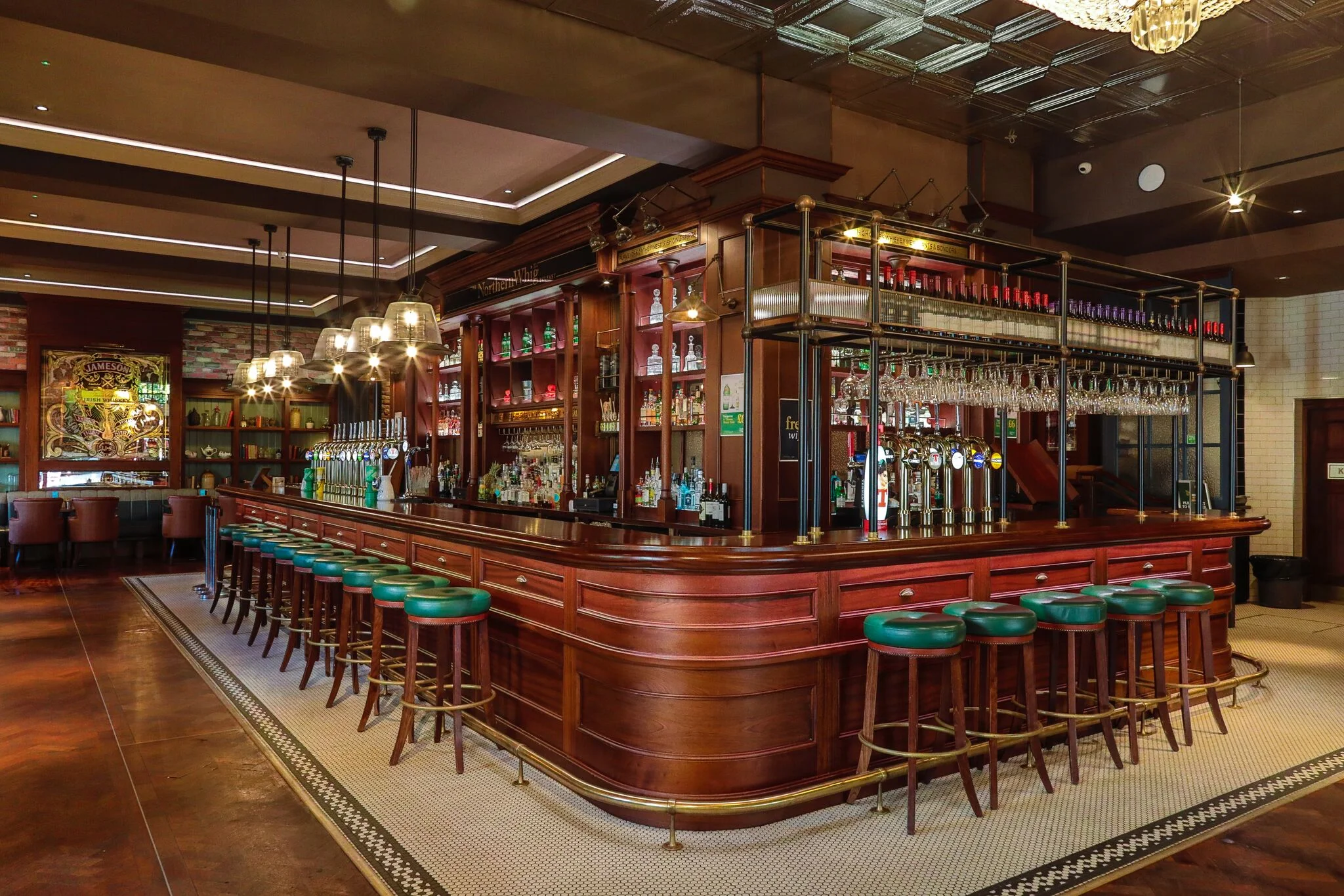 new bar.jpg