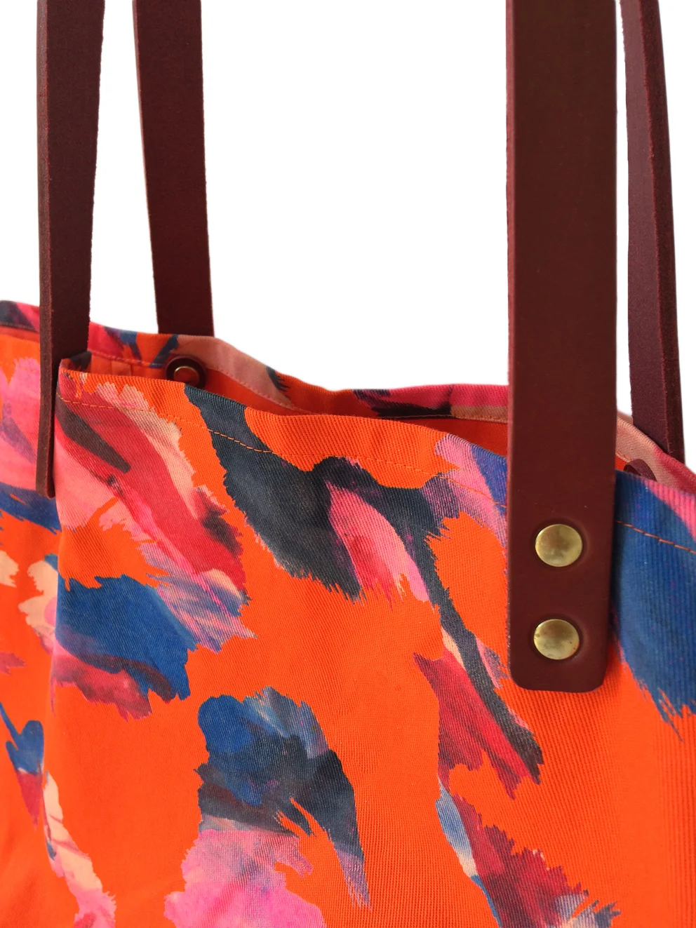 2b orange tote bag closeup vanderpuije.jpg