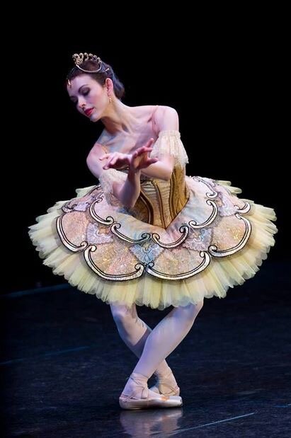 Juliet Burnett in Paquita (2012). Photo Lynette Wills
