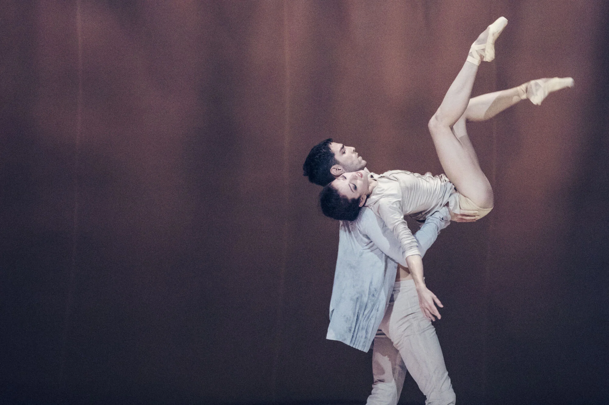 Juliet Burnett & Morgan Lugo in Sidi Larbi Cherkaoui's Memento Mori (2018). Photo Fabrice Giraud | and in Sidi Larbi Cherkaoui's Fall (2019). Photo Filip Van Roe