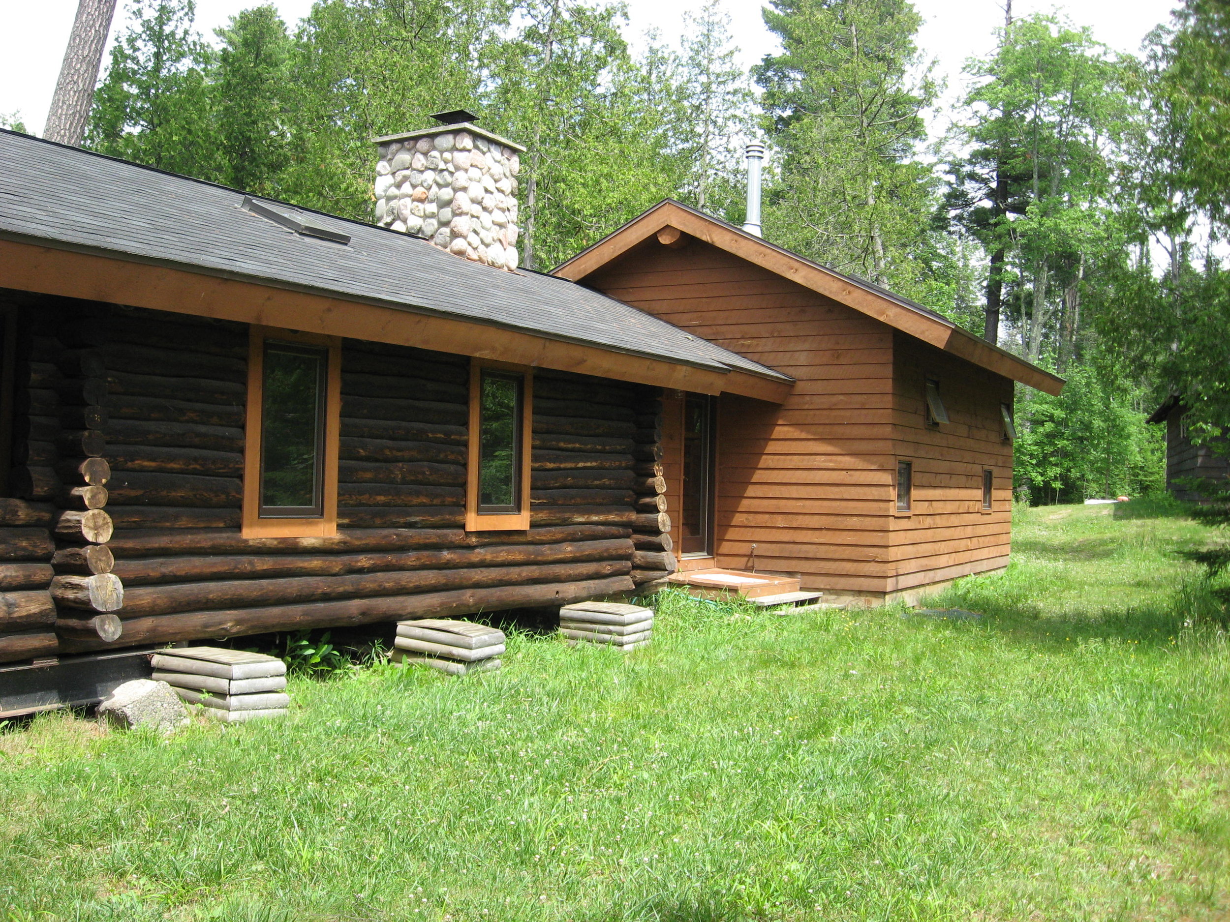 Cub Cabin Exterior-1.jpg