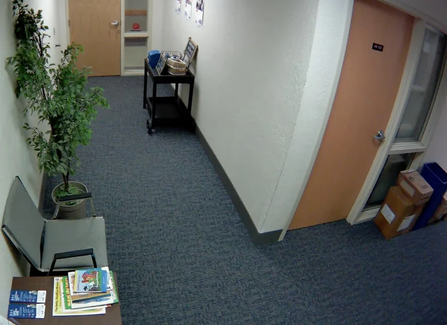 L1I+Office+Hallway.jpg