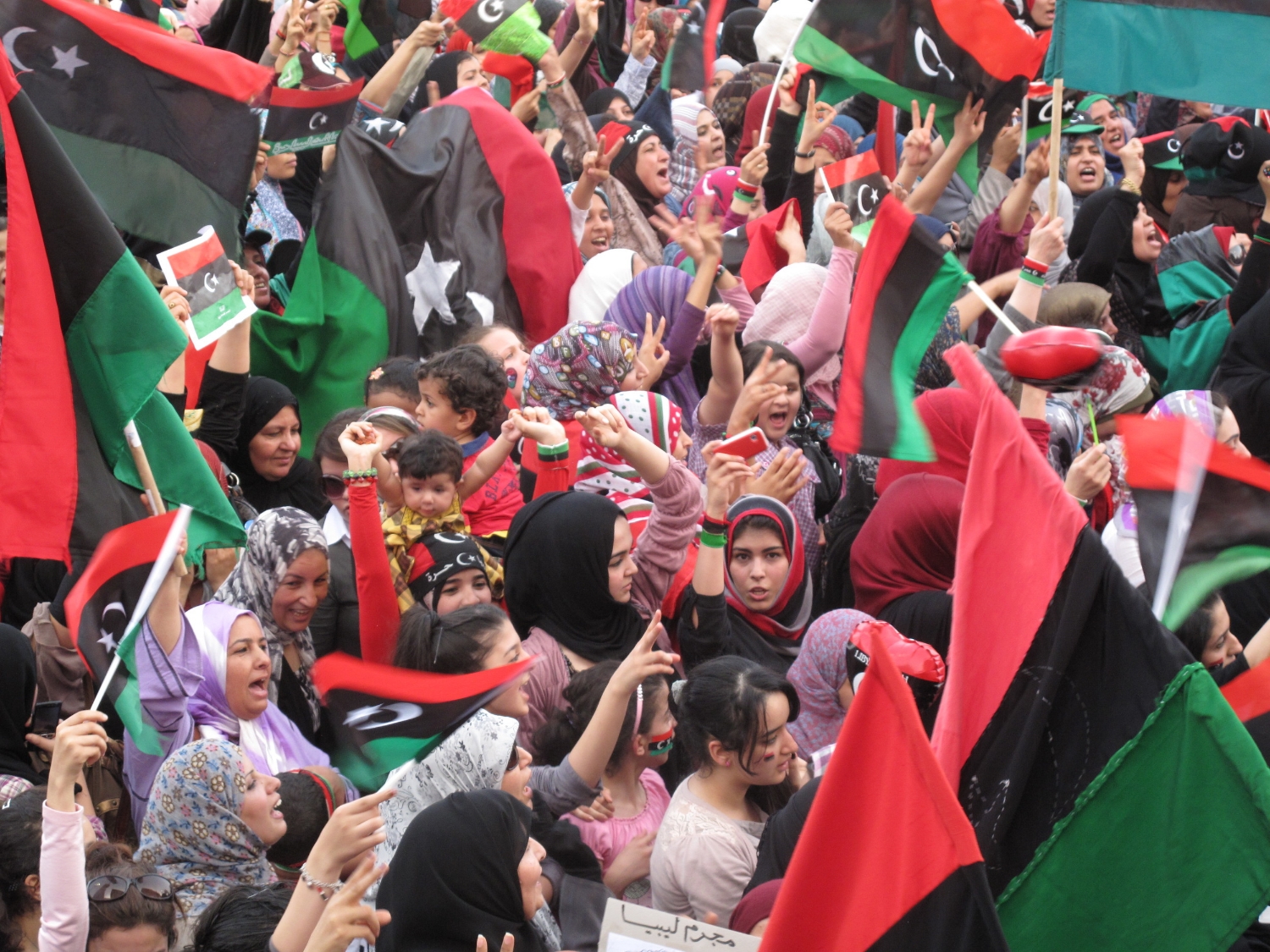  Libyan women celebrate downfall of dictator Muammar Gaddafi.&nbsp;© Ruth Pollard 2011 