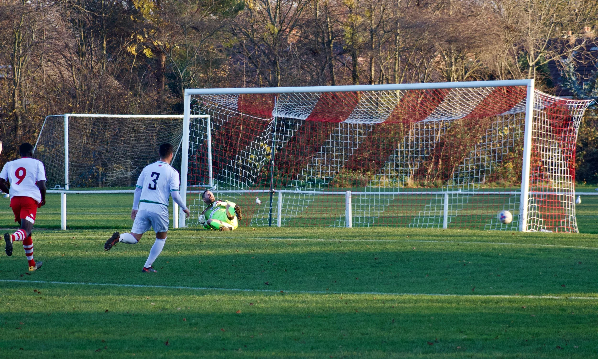 Joe Neild’s penalty sends the keeper the wrong way to put us 1-0 up