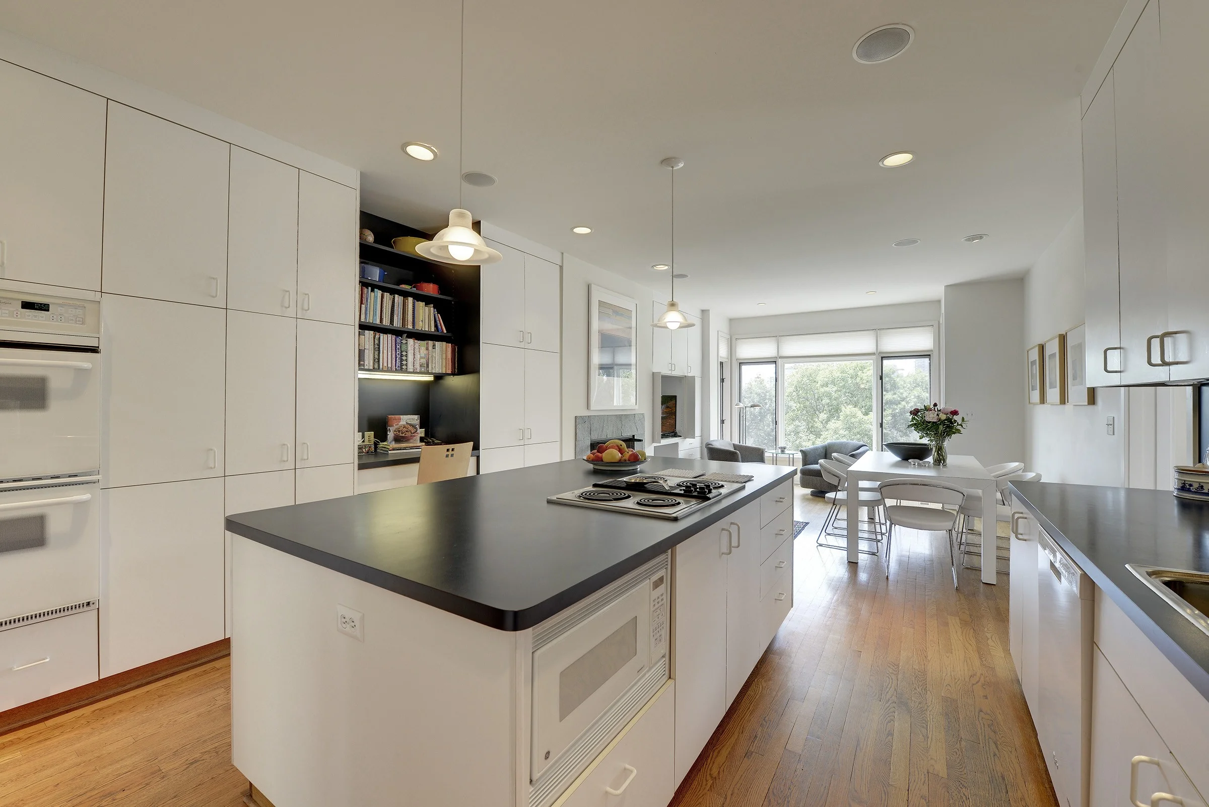 192 Bank kitchen.jpg