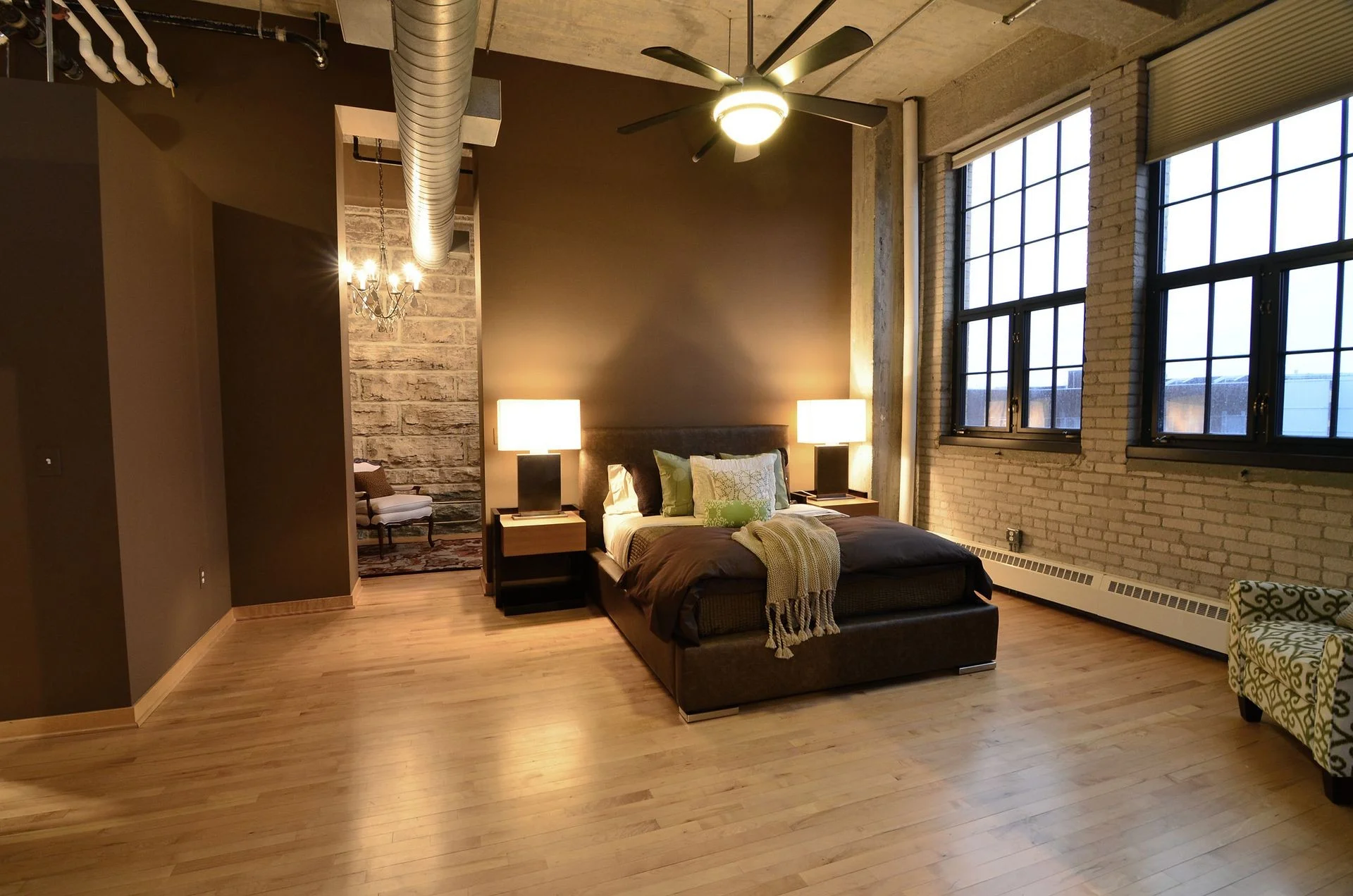 Washburn Lofts #40 bedroom.jpg