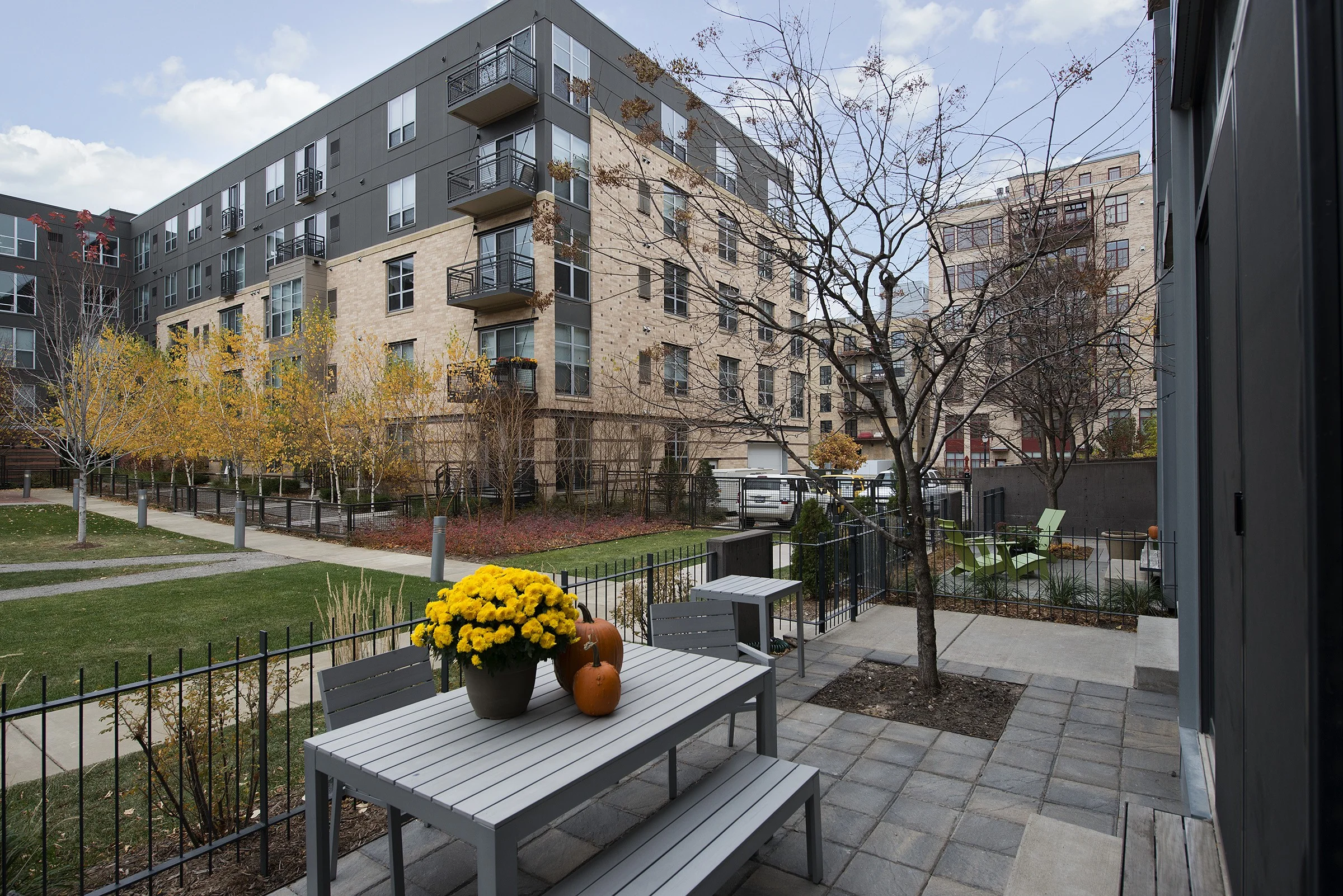 200 Park #103 patio.jpg