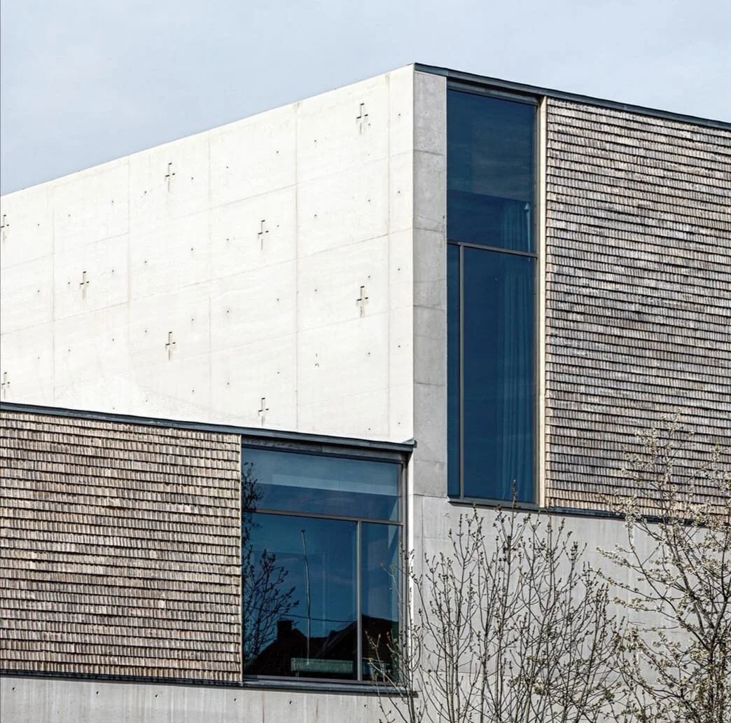 Flekkerøy Kirke Arkitekt: Hille Melbye Arkitekter, Einar Dahle Arkitekter Foto: Jiri Havran Bilde lånt fra Norsk Spon