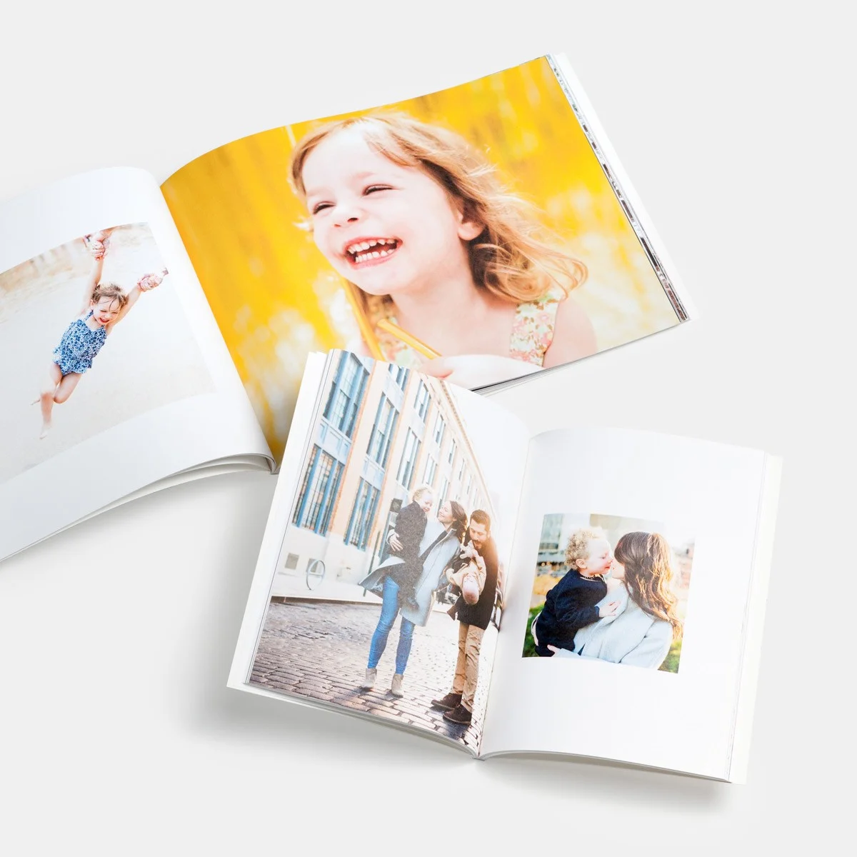 03_product-scrollers_softcover.jpg