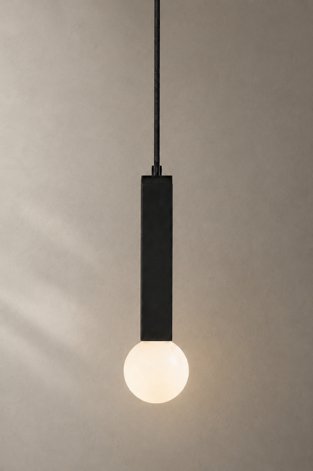 Daikon+STudio+Fisher+Pendant+Large.png