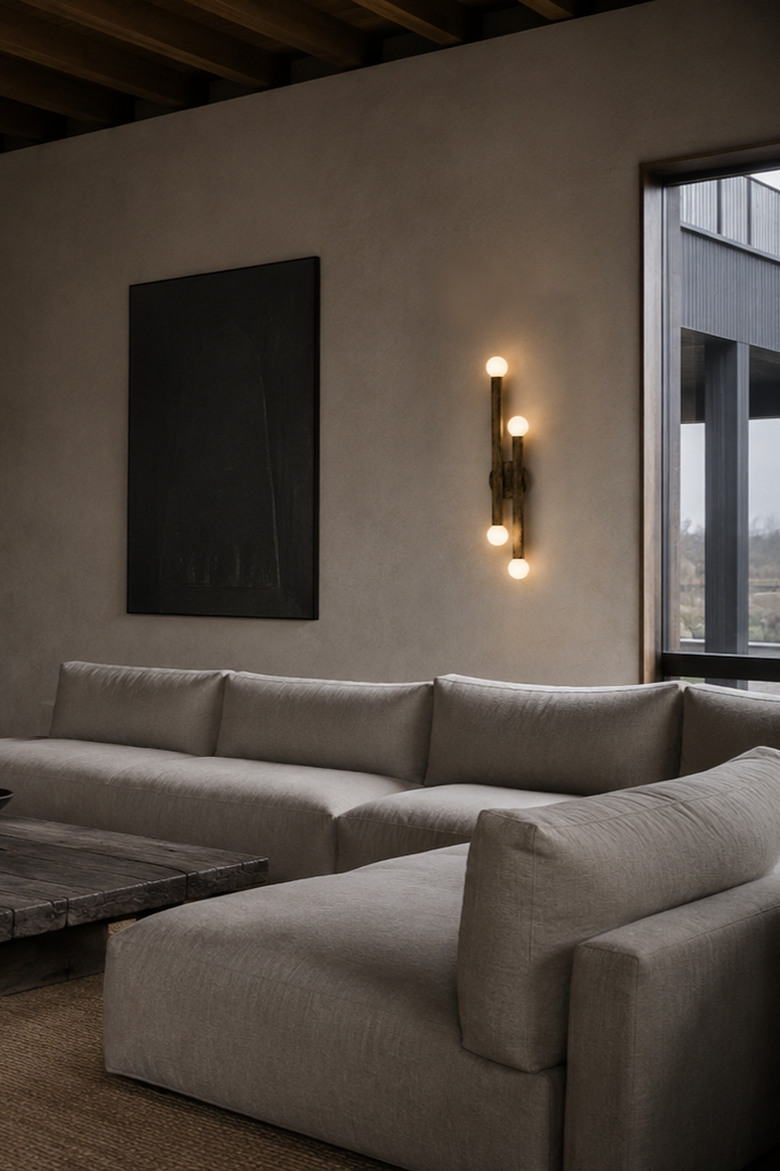 Daikon+Studio+Slope+Sconce+Install+Living.png