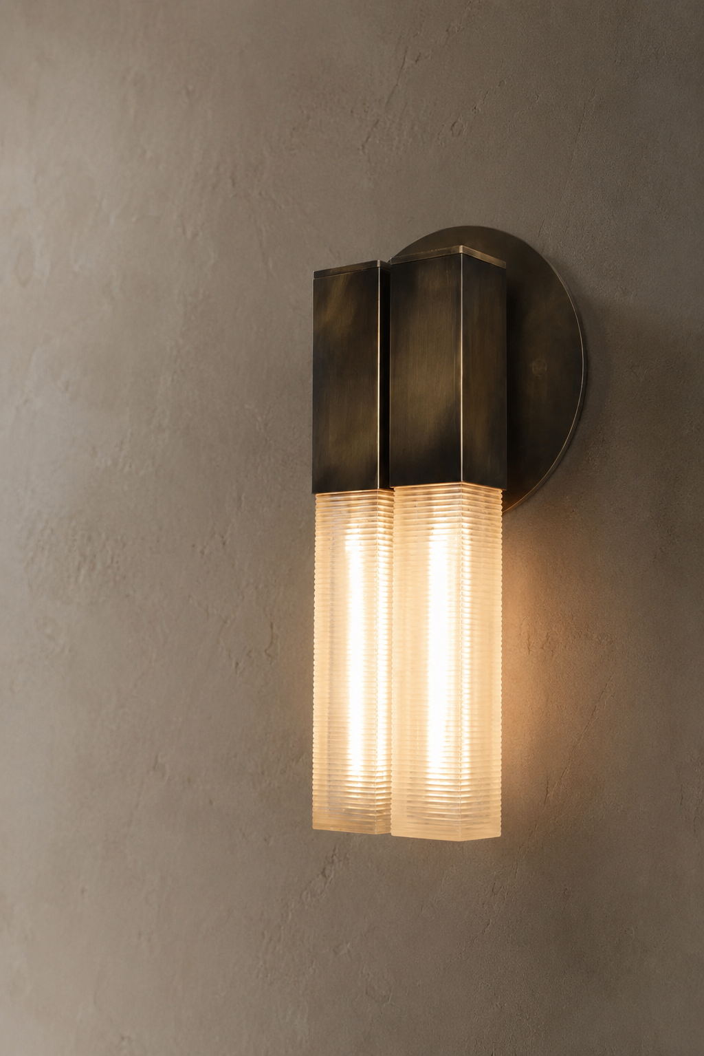 POST 2.0 Sconce