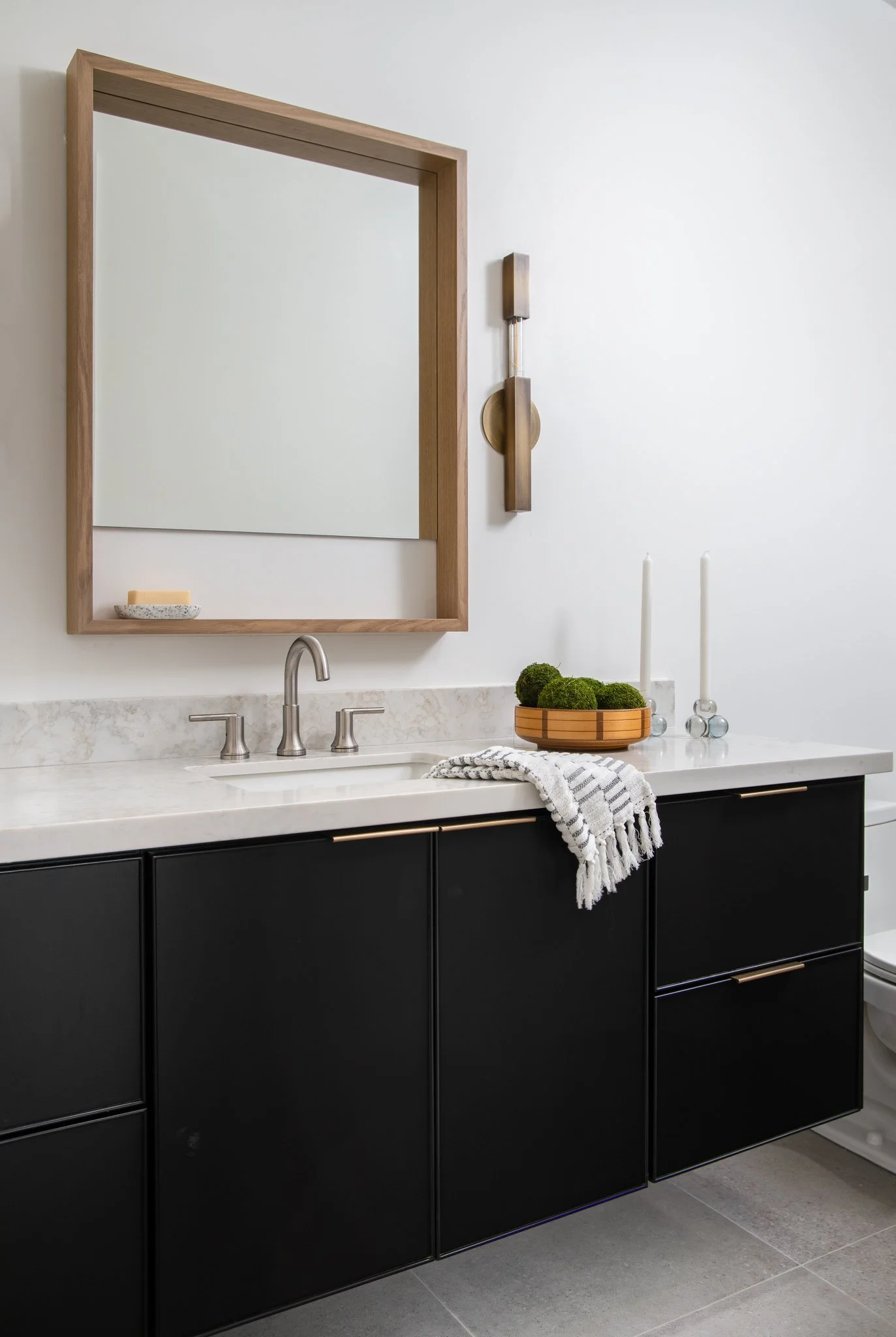 Iconic Design Build Daikon Mini Stilk Sconce.jpeg