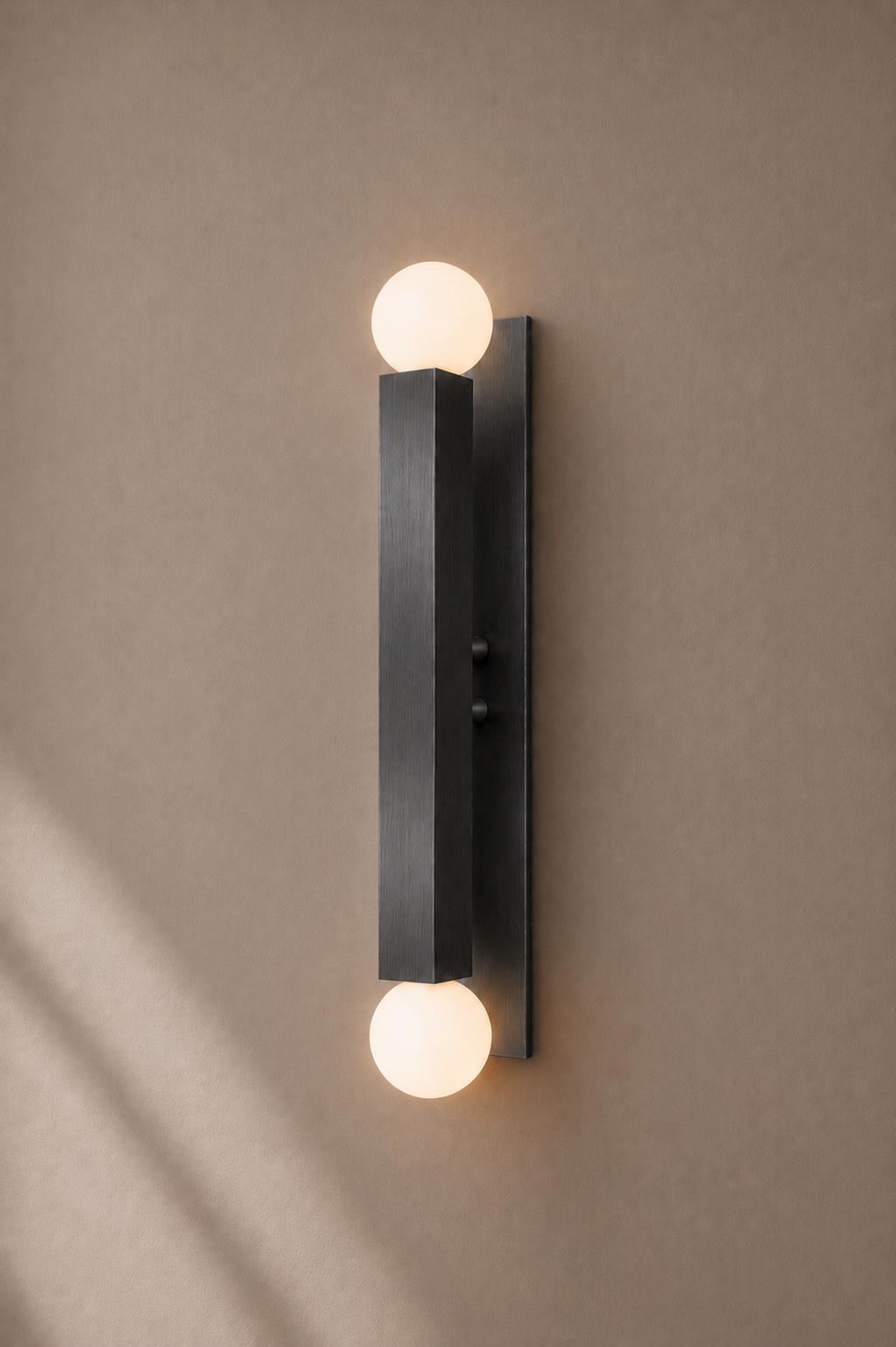 Daikon Studio Fisher Sconce Double XL Side.png
