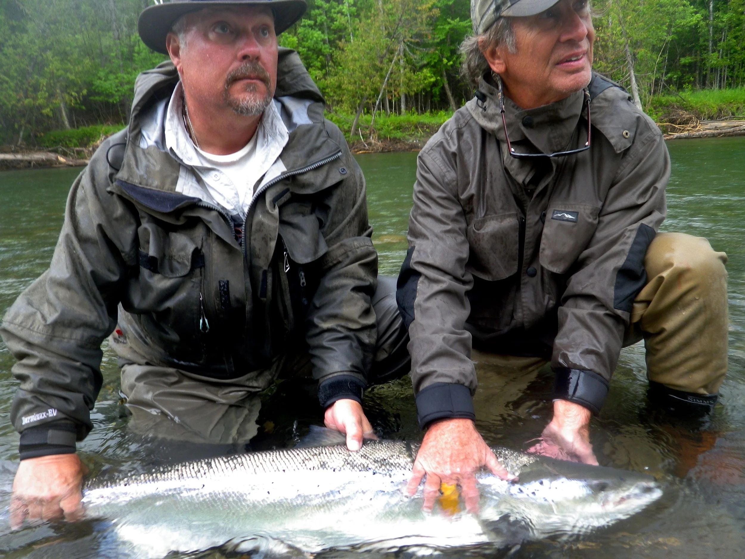 Jim Sanfillipo and Salmon Lodge guide Yvan Bernard, congratulations Jim, what a great fish! 