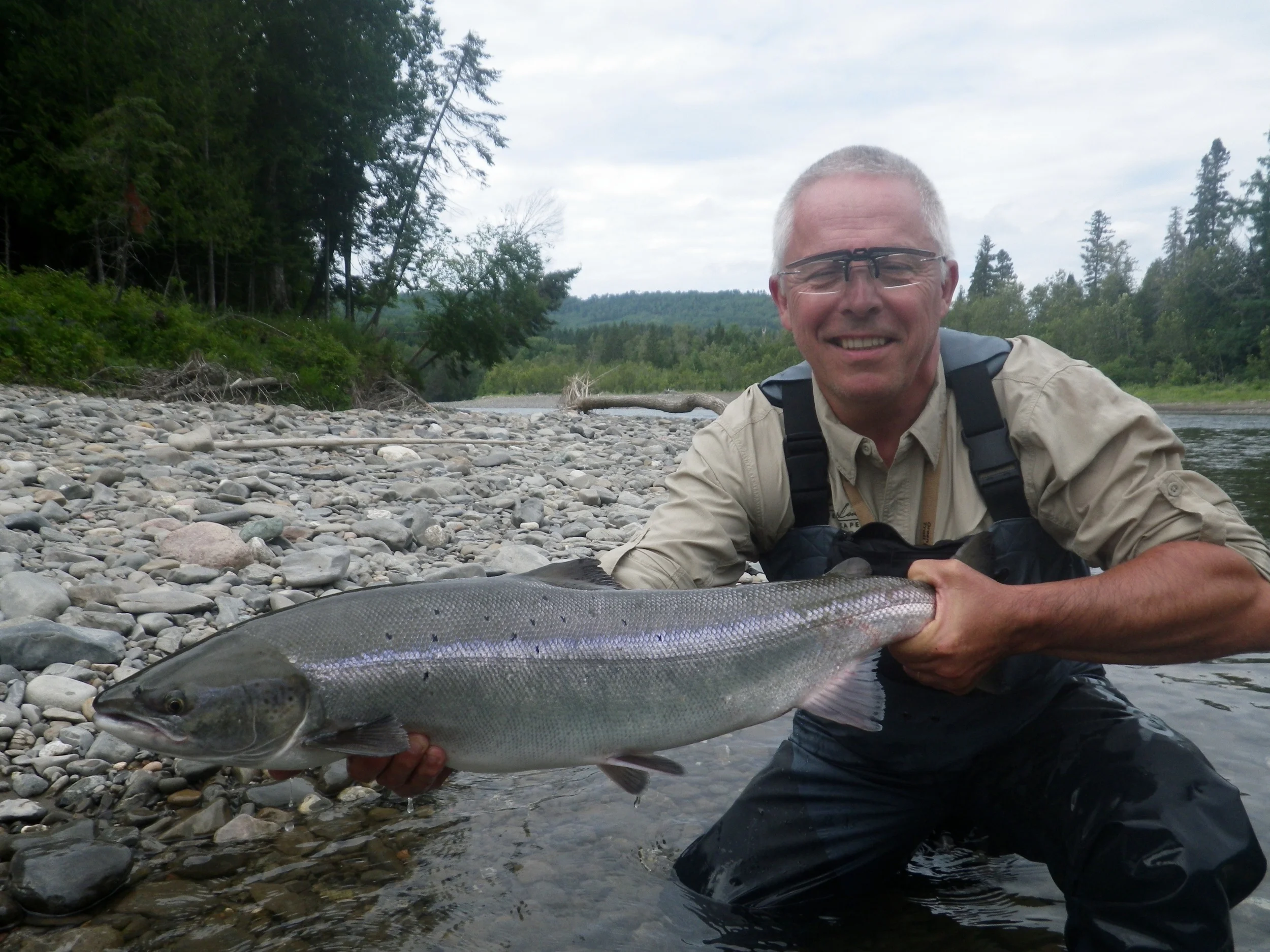 Rene Cathelin lands his first Grand Cascapedia salmon, Congratulations Rene!