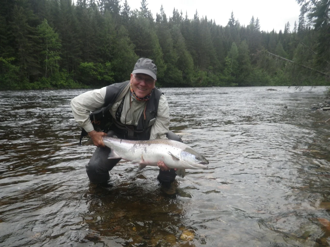 Salmon Lodge regular Curt Hamilton is a great salmon angler, congratulations Curt!