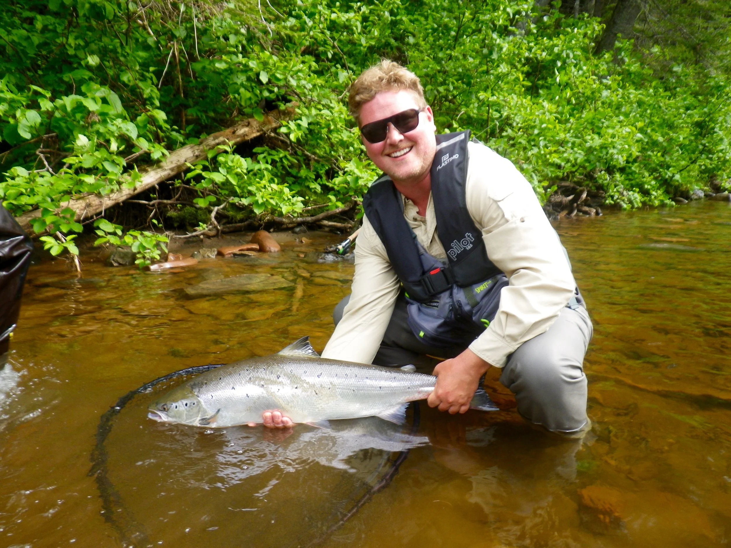 Evan Henderson with a big smile after landing this one on the Grand Cascapedia, nice one Evan, see you in 2018.