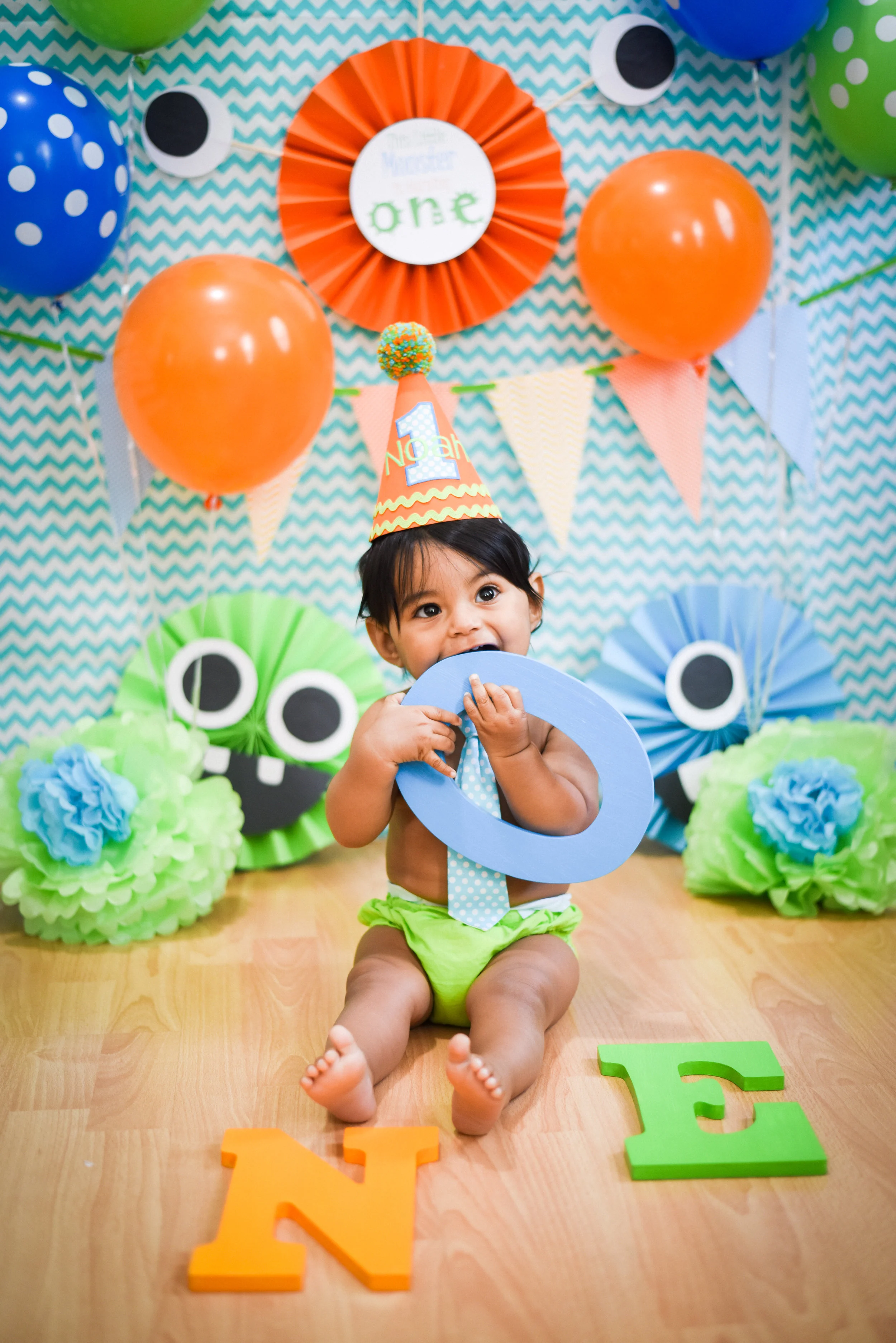 MBPhoto_Navarro - Noah 1st CakeSmash-50.jpg