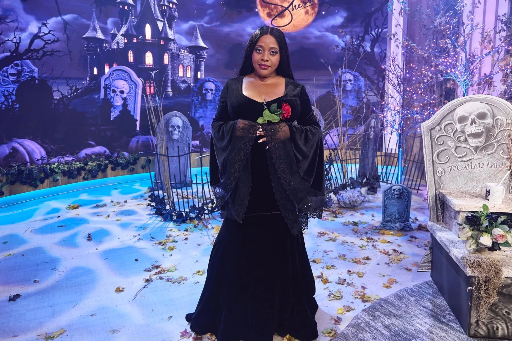 SHERRI_HALLOWEEN_2025_JP_C9A7958.jpg
