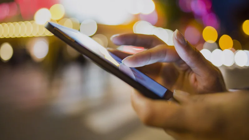 Smartphones and how they impact consumer behaviour