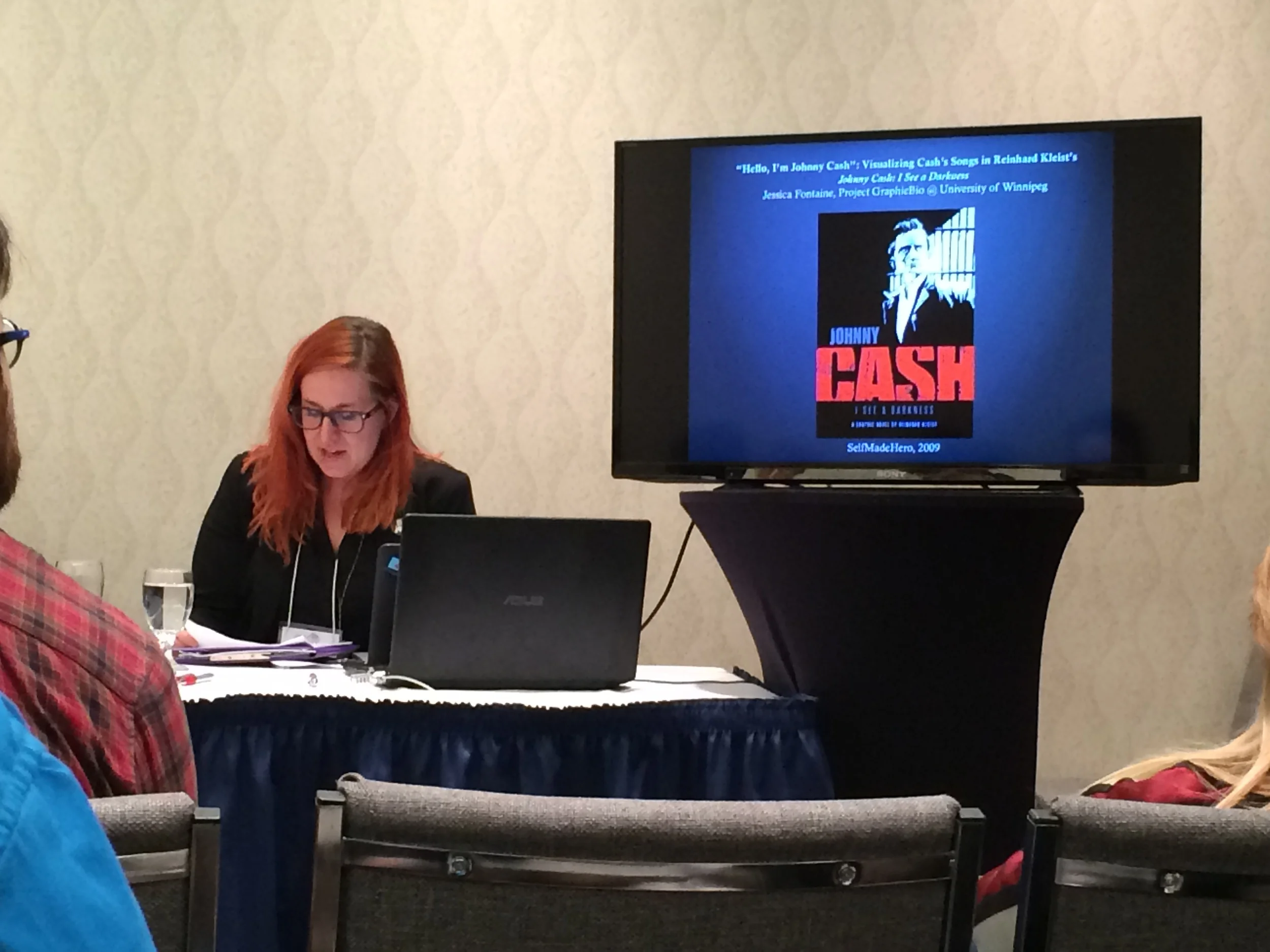 Jess Fontaine delivers her paper at the 2016 conference of the Canadian Society for the Study of Comics/Société canadienne pour l’étude de la bande dessinée (CSSCSCEBD)