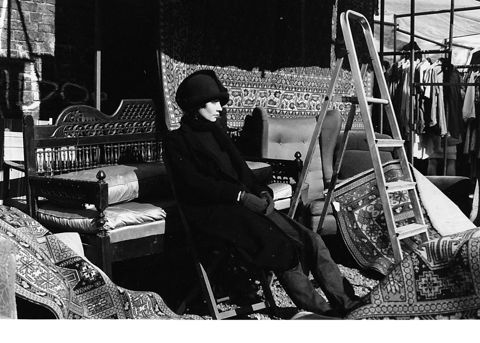 Wendy Aldiss Camden Lock Market 1982web12005.jpg