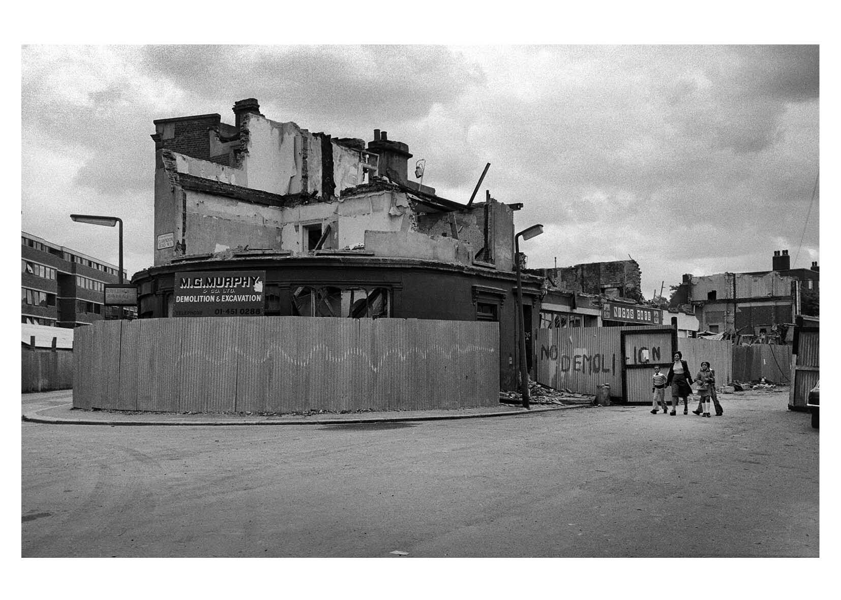 Philip_Wolmuth_Notting_Hill_1970s_web12002.jpg