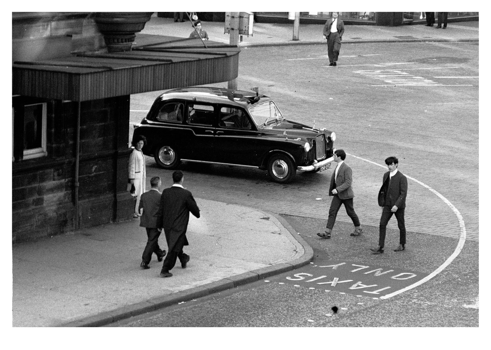 NEW Morton Gillespie Glasgow 1960s Twoweb12005.jpg
