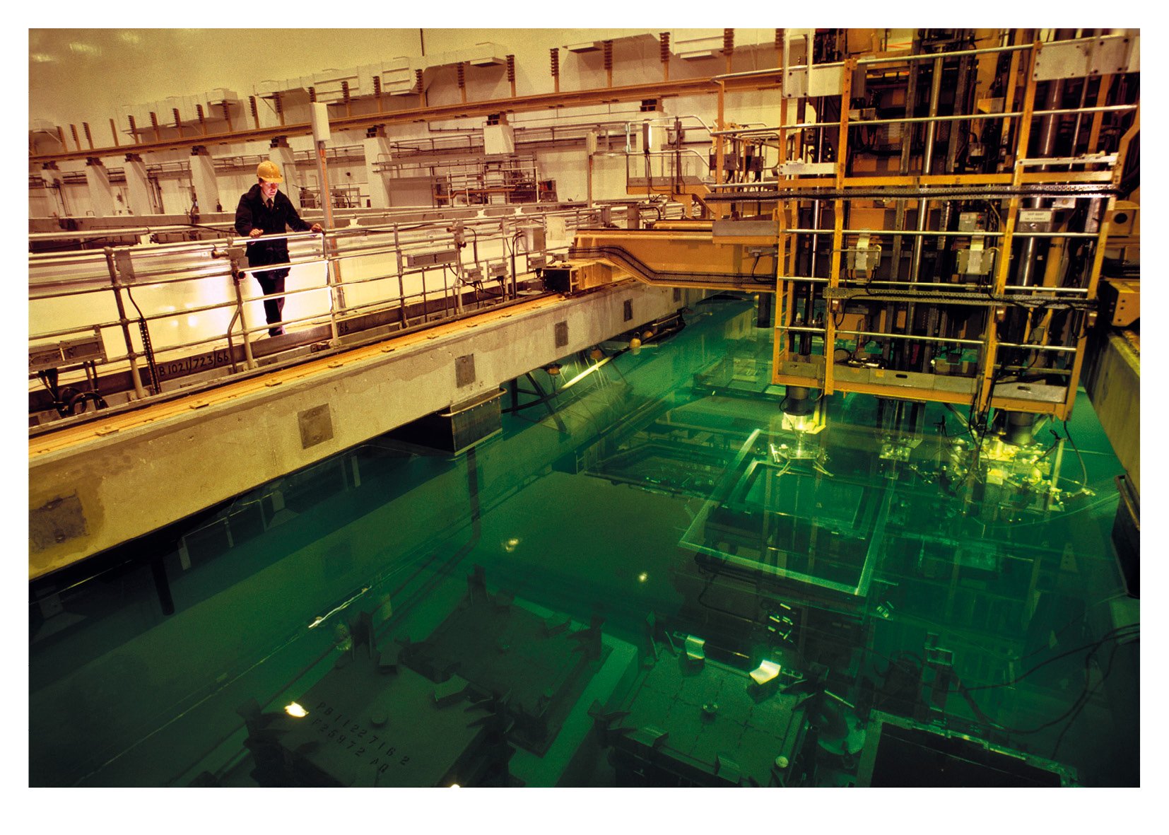 Barry Lewis Sellafield Nuclear Site 1985 web12007.jpg