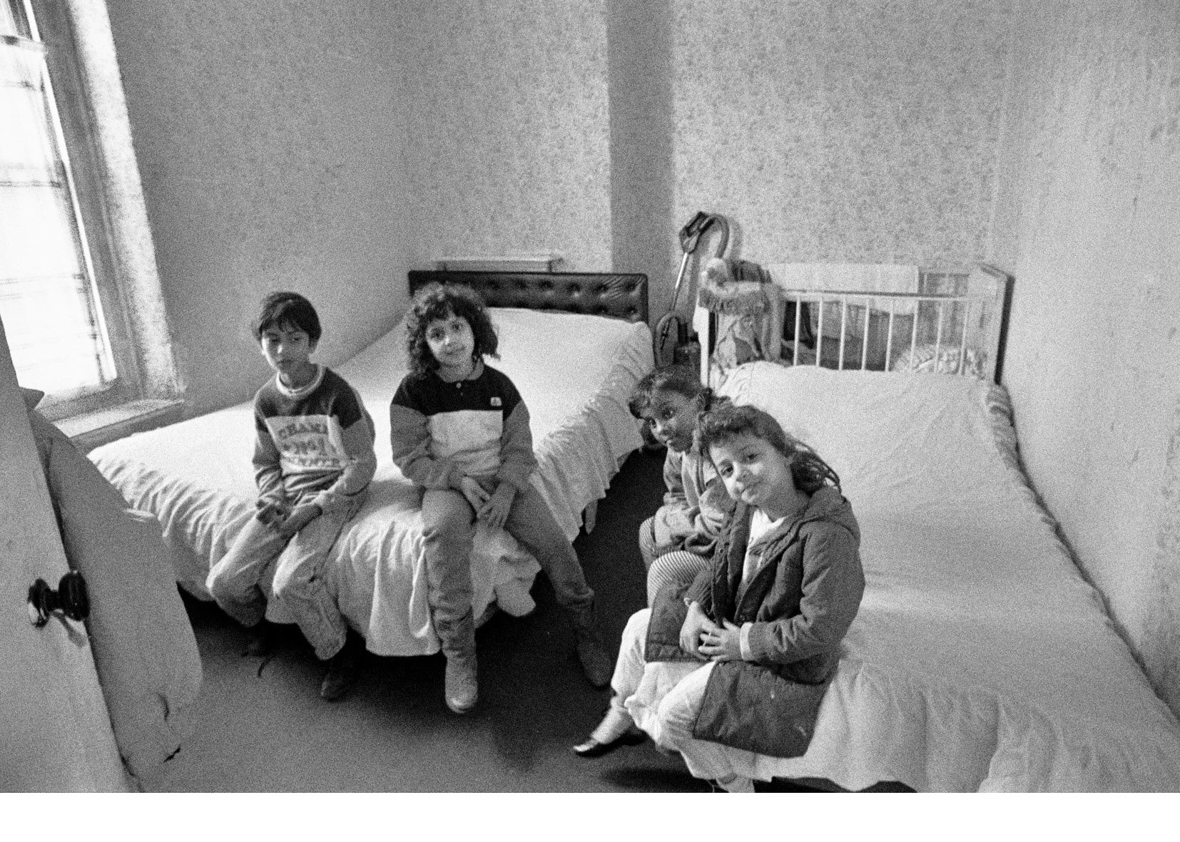 David Hoffman — Hollybush Gardens Bethnal Green  1988web12005.jpg